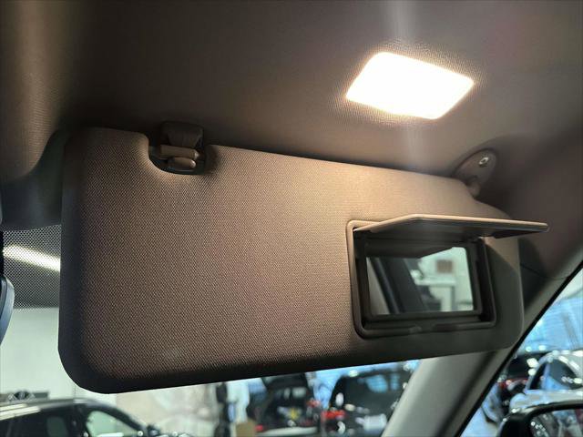 Used 2024 Toyota Highlander XLE image 33