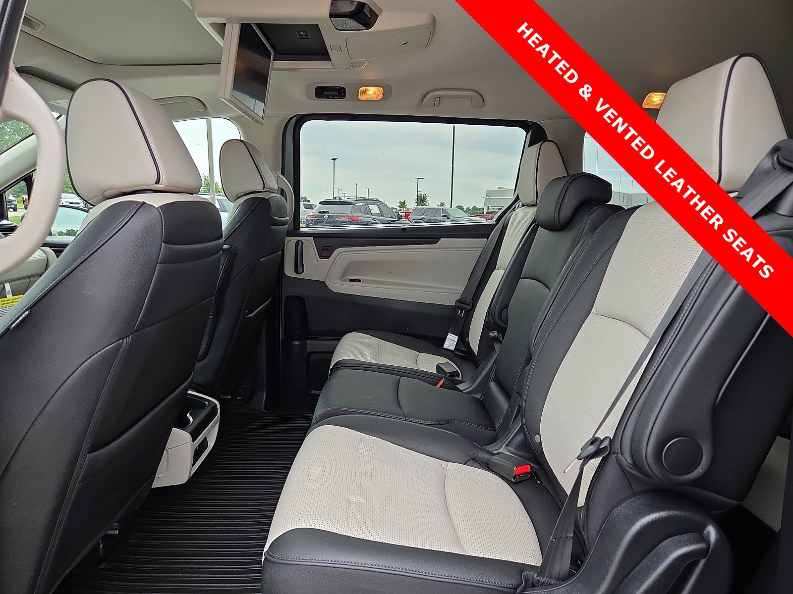 Used 2026 Honda Odyssey Elite image 11
