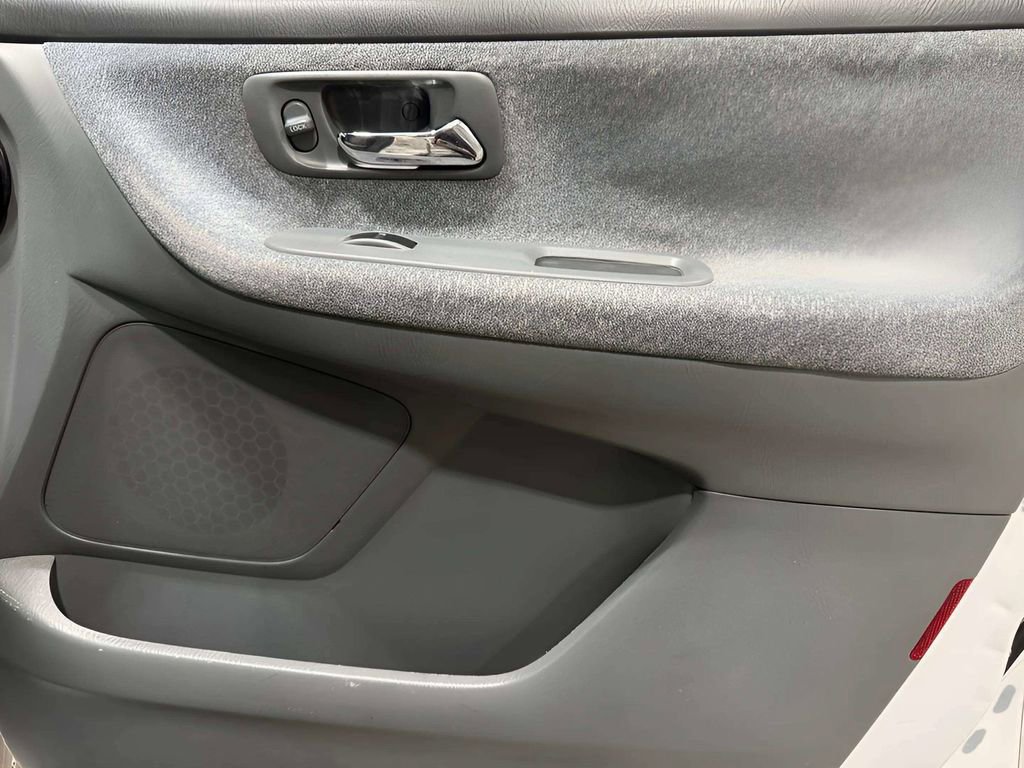 Used 2001 Honda Odyssey LX image 11