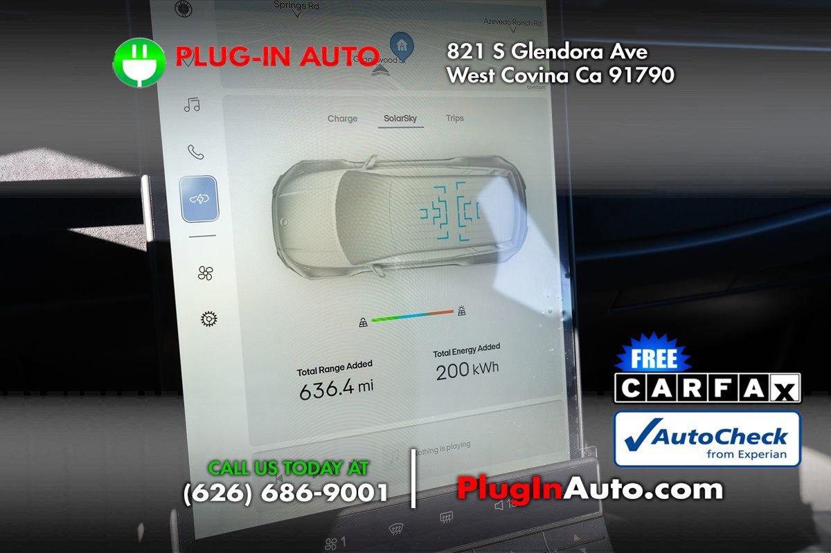 Used 2023 Fisker Ocean Extreme image 28