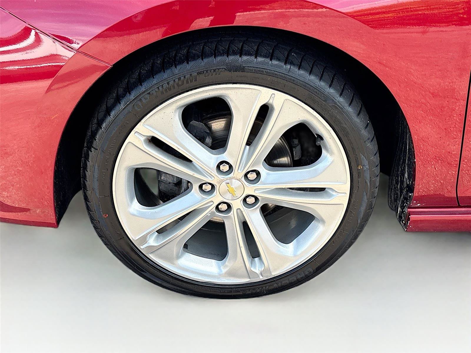Used 2017 Chevrolet Cruze Premier FWD image 32