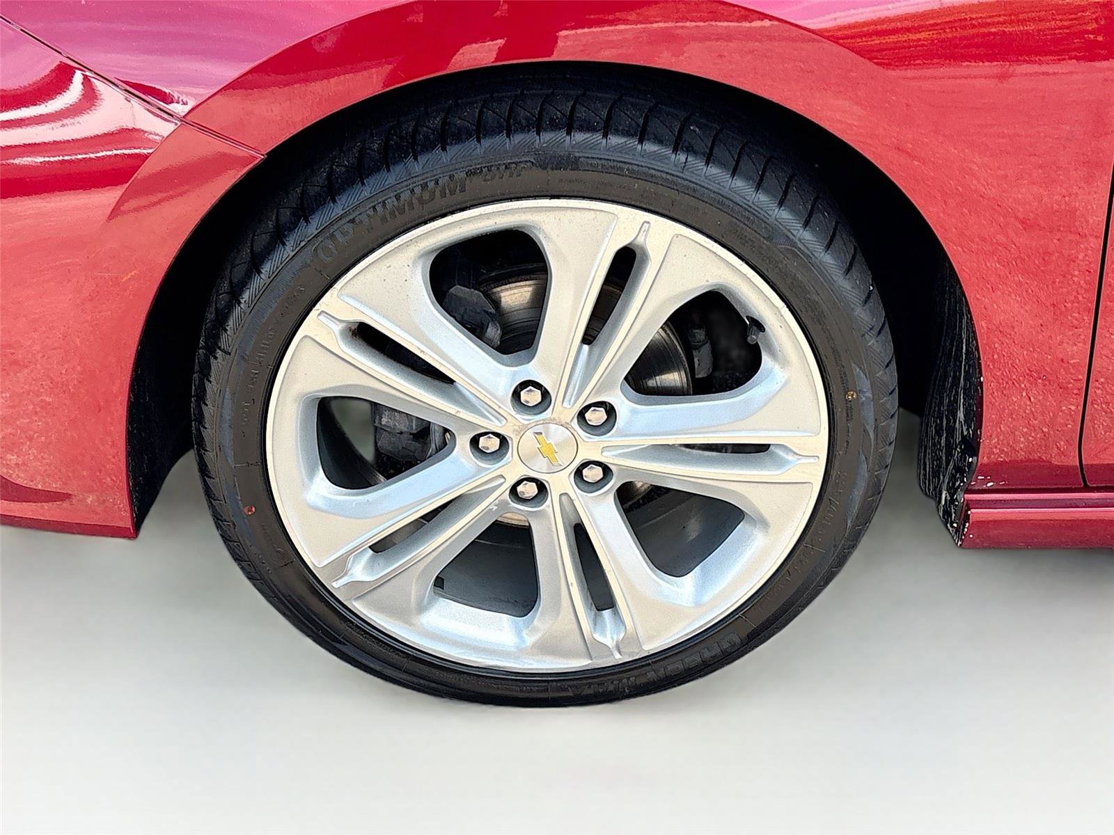 Used 2017 Chevrolet Cruze Premier image 32