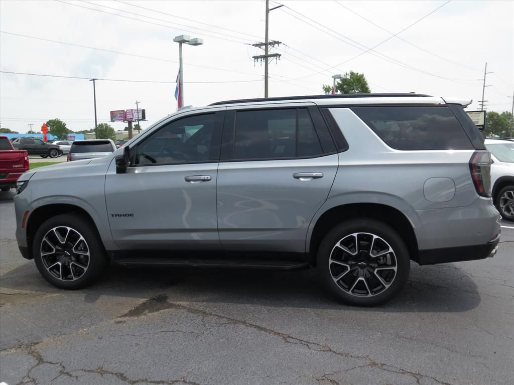 Used 2025 Chevrolet Tahoe RST w/ Comfort Package RWD image 8