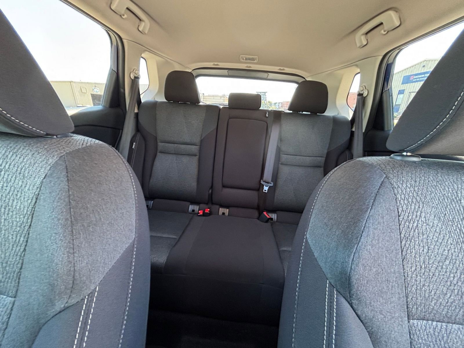 Used 2025 Nissan Rogue SV FWD image 41