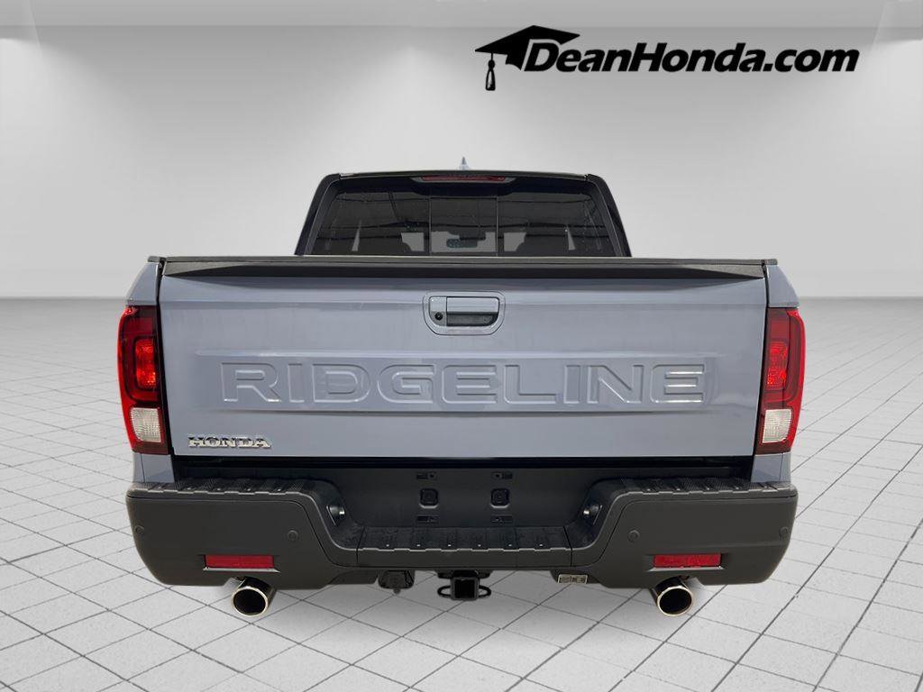 New 2026 Honda Ridgeline Black Edition image 4