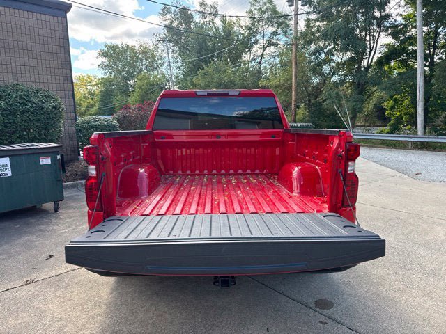 Used 2022 Chevrolet Silverado 1500 LT AWD/4WD image 22