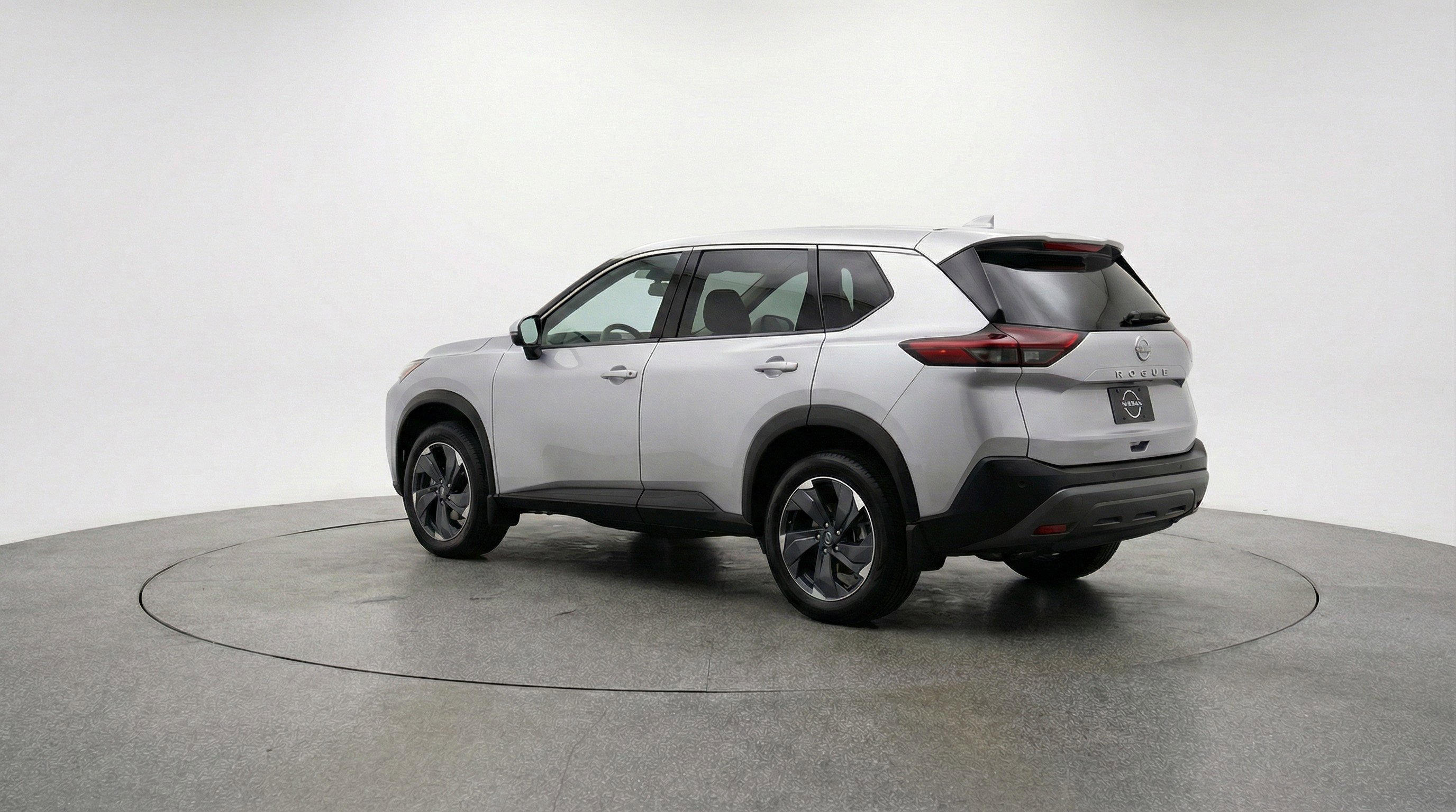 Used 2025 Nissan Rogue SV FWD image 6