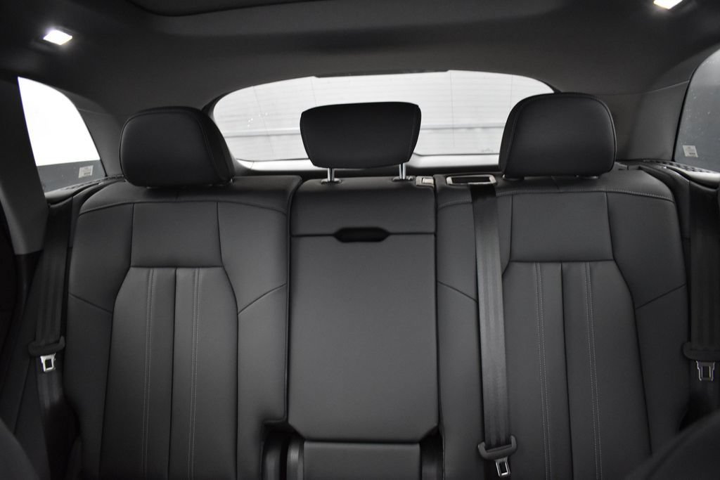 New 2026 Audi Q5 Premium AWD/4WD image 19