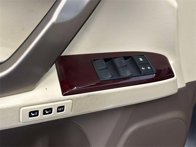 Used 2019 Lexus GX 460 image 18