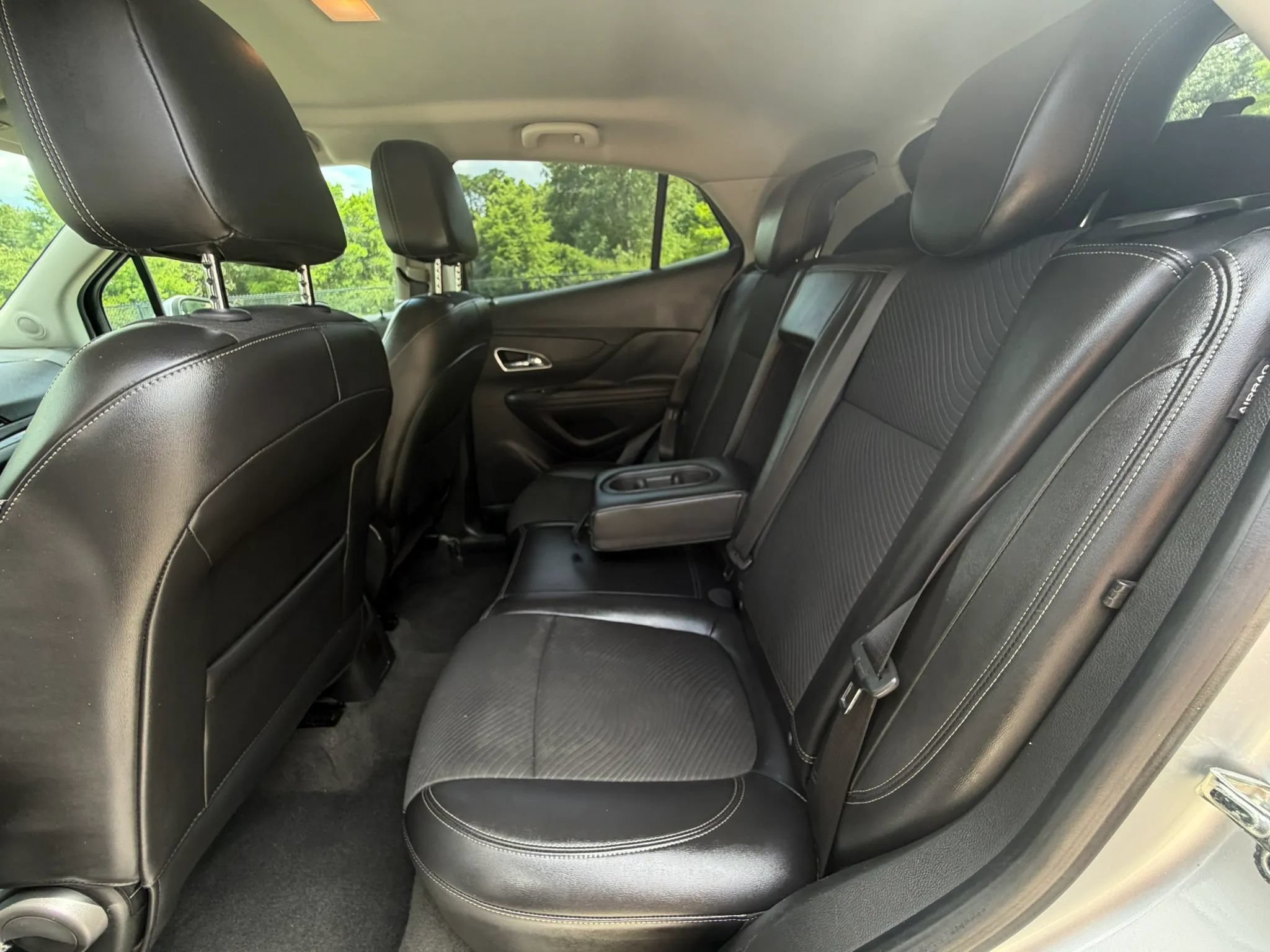 Used 2014 Buick Encore FWD image 25
