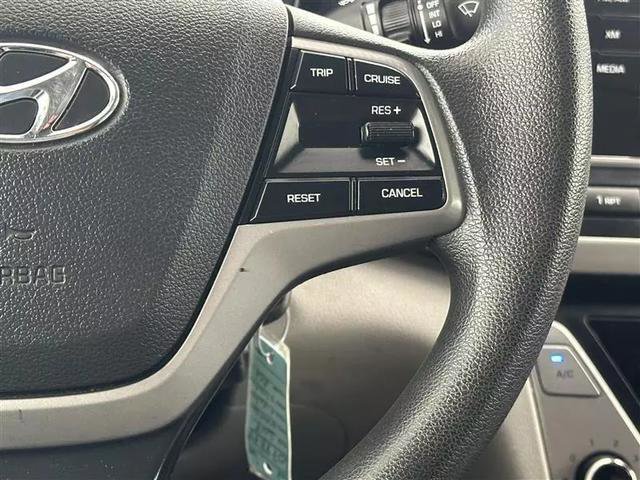 Used 2017 Hyundai Elantra SE image 22