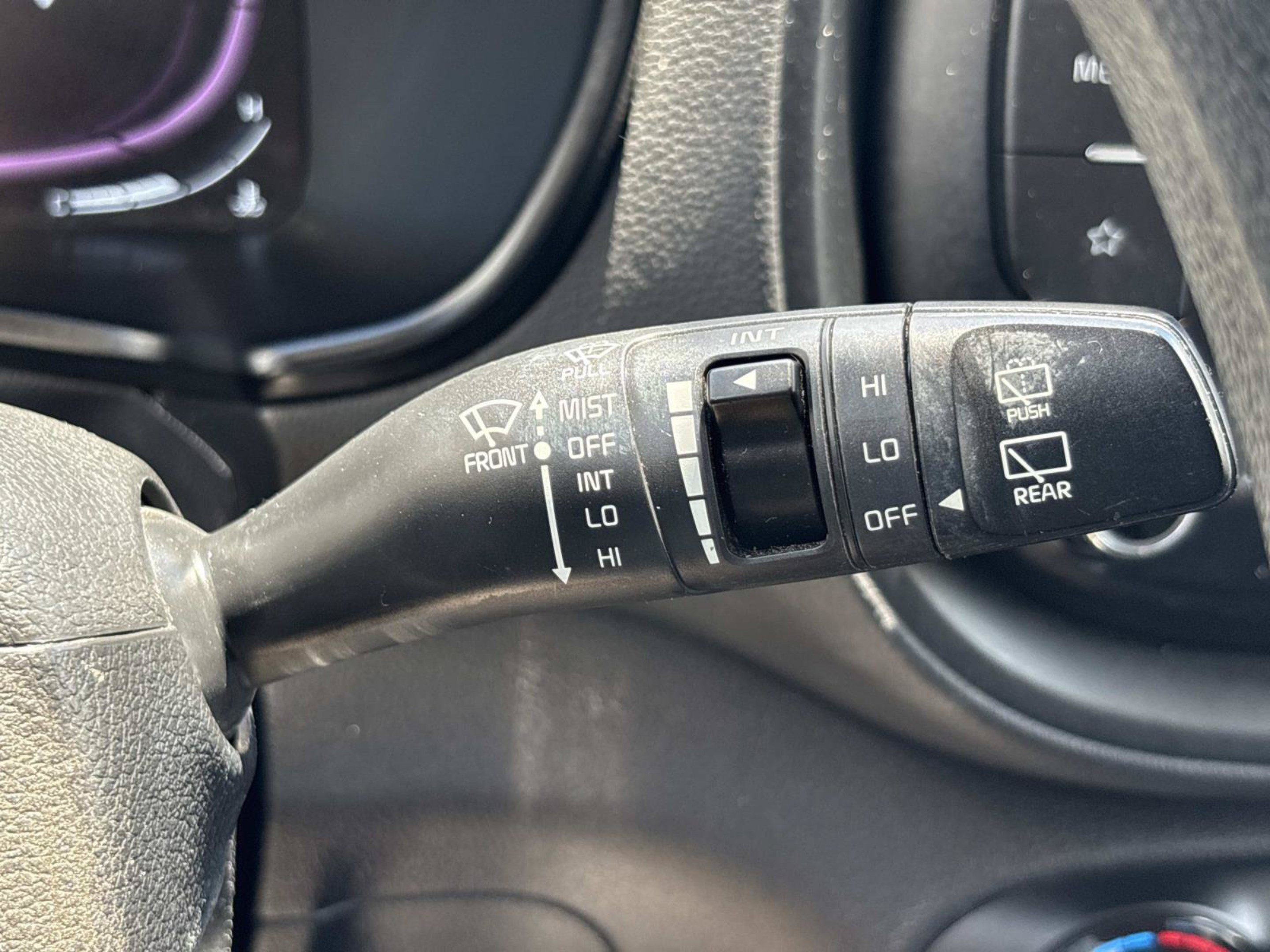 Used 2023 Kia Soul LX w/ LX Technology Package FWD image 26