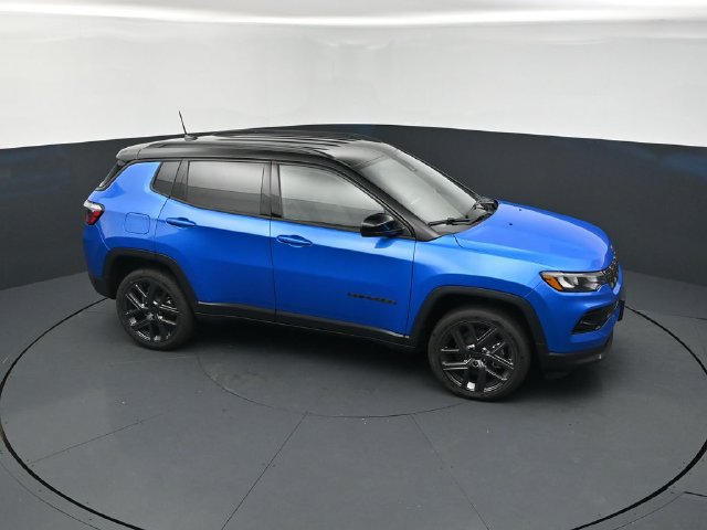 New 2026 Jeep Compass Limited AWD/4WD image 15