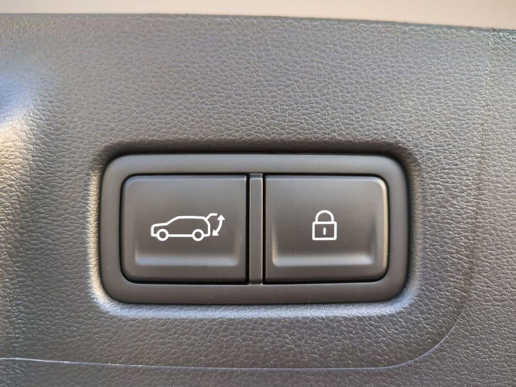 New 2026 Hyundai Santa Fe SE image 15