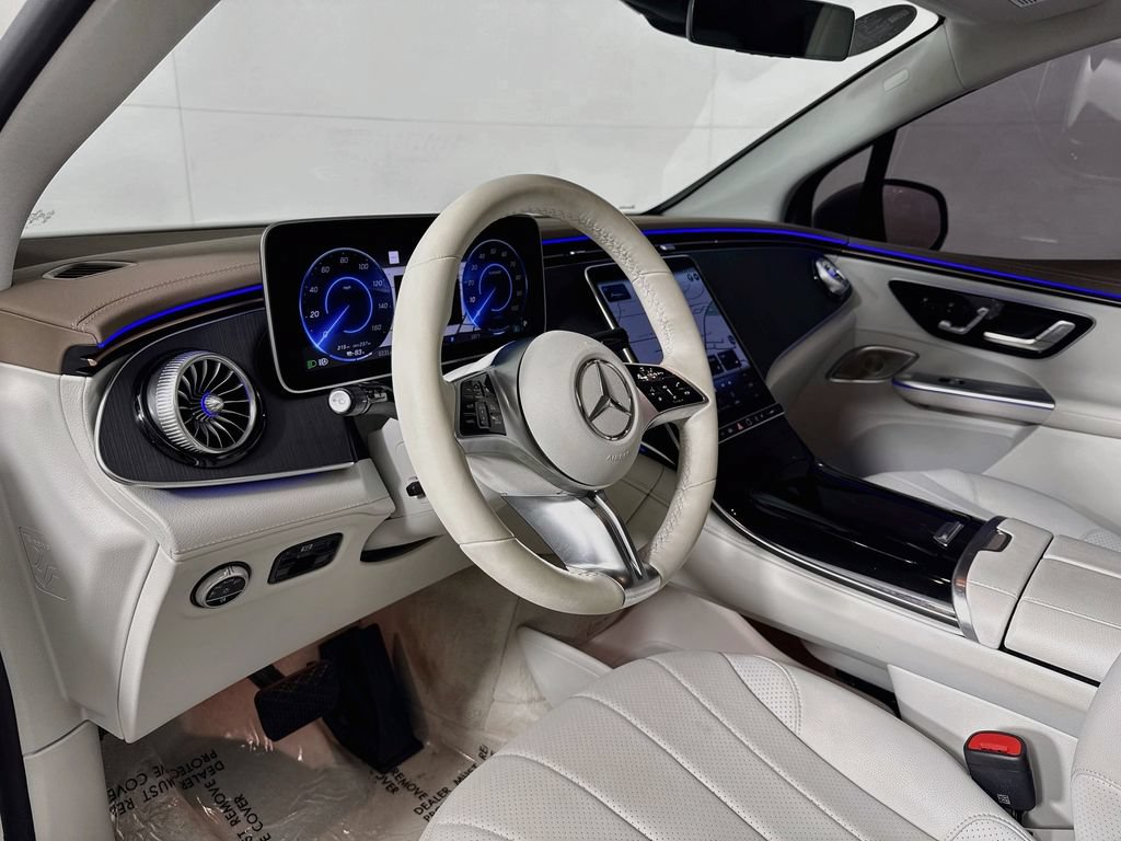 Used 2023 Mercedes-Benz EQE 350+ SUV w/ Exclusive Trim Package image 9