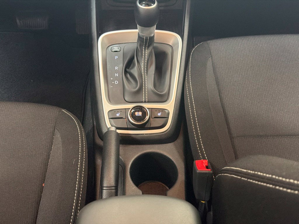 Certified 2026 Hyundai Venue SEL FWD image 16