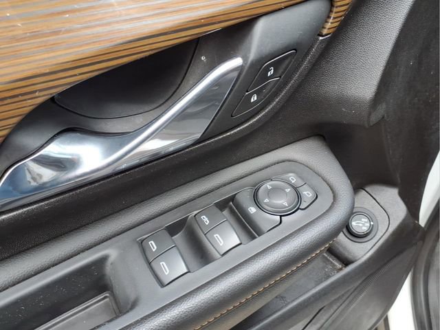 Used 2018 GMC Terrain SLE w/ Driver Convenience Package image 14