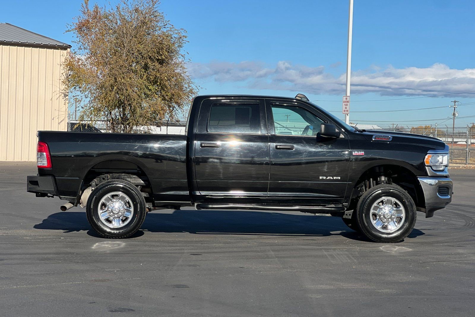 Used 2022 RAM 2500 Tradesman video 3