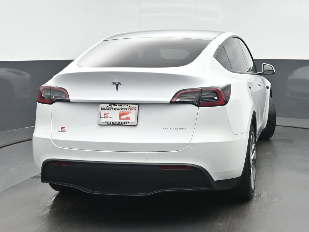 Used 2022 Tesla Model Y Long Range AWD/4WD image 4
