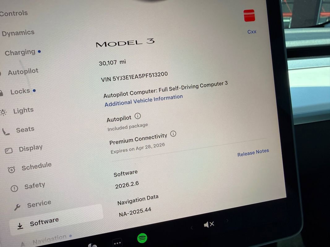 Used 2023 Tesla Model 3 Standard Range image 32