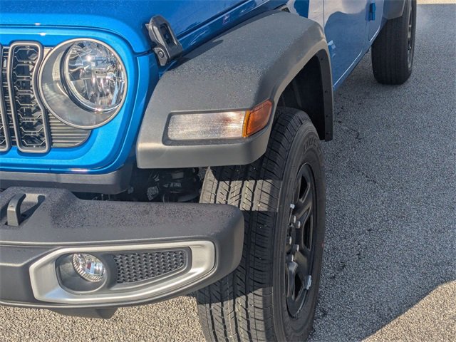 New 2026 Jeep Gladiator Sport image 9