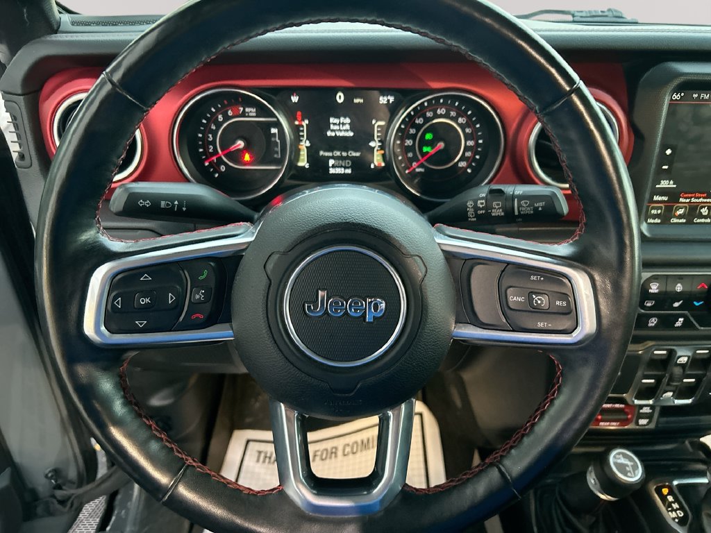 Used 2021 Jeep Wrangler Unlimited Rubicon w/ Dual Top Group AWD/4WD image 29