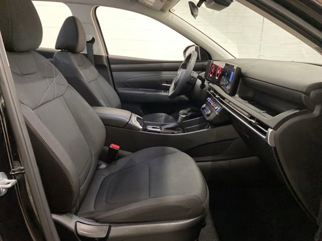 Used 2026 Hyundai Tucson SE FWD image 25