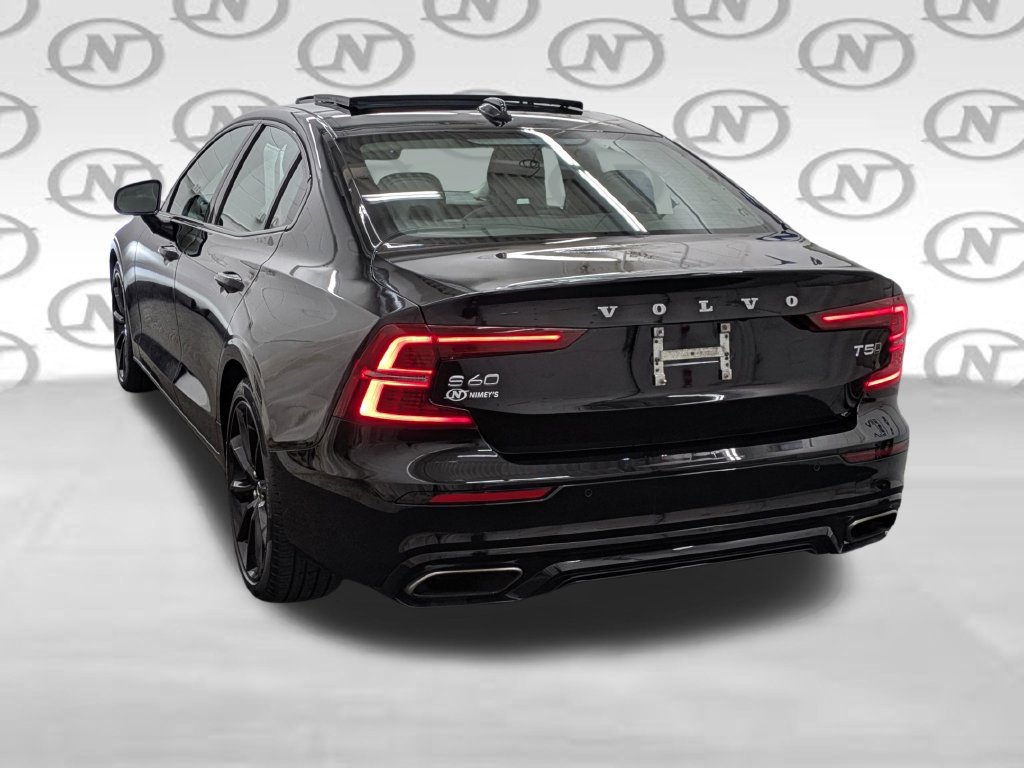 Used 2021 Volvo S60 T5 Momentum w/ Premium Package AWD/4WD image 30