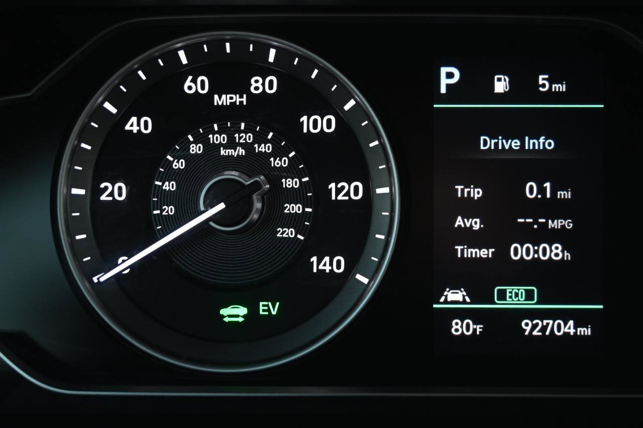 Used 2020 Hyundai Ioniq Blue FWD image 28