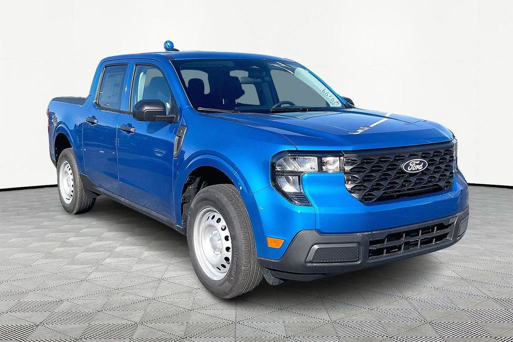 New 2025 Ford Maverick XL image 1