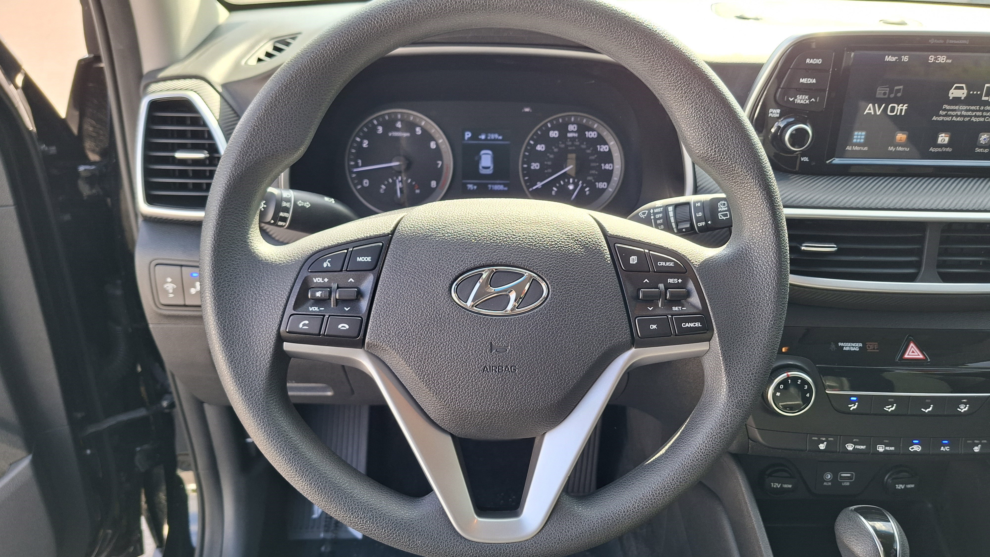 Used 2020 Hyundai Tucson Value FWD image 11