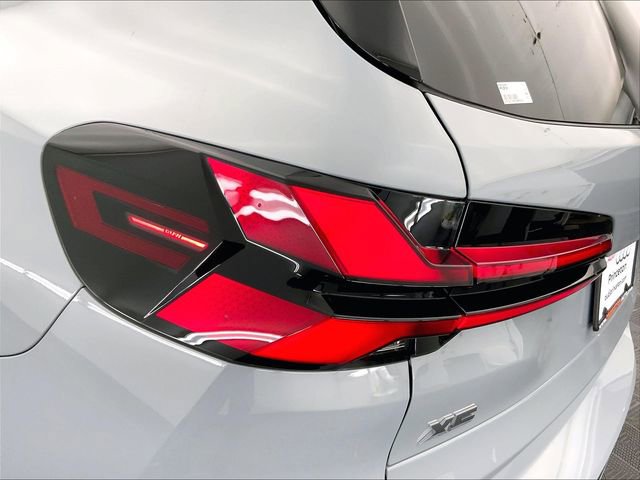 Used 2025 BMW X5 M60i image 29