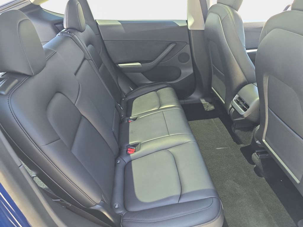 Used 2021 Tesla Model Y Long Range AWD/4WD image 13