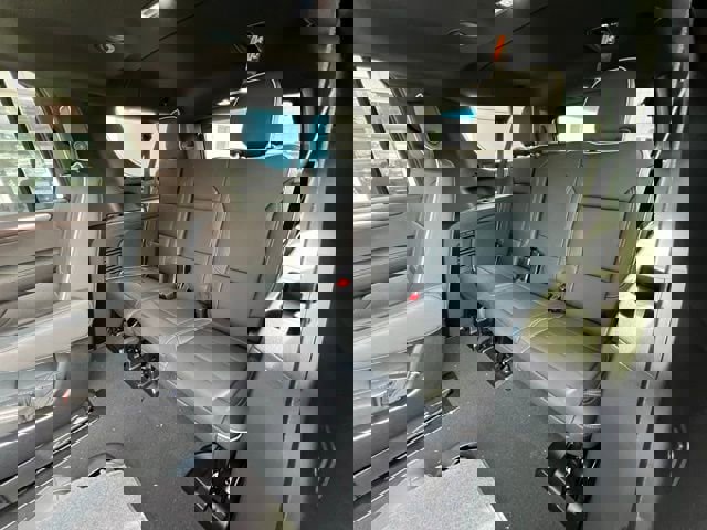 New 2025 Chevrolet Suburban Premier AWD/4WD image 26