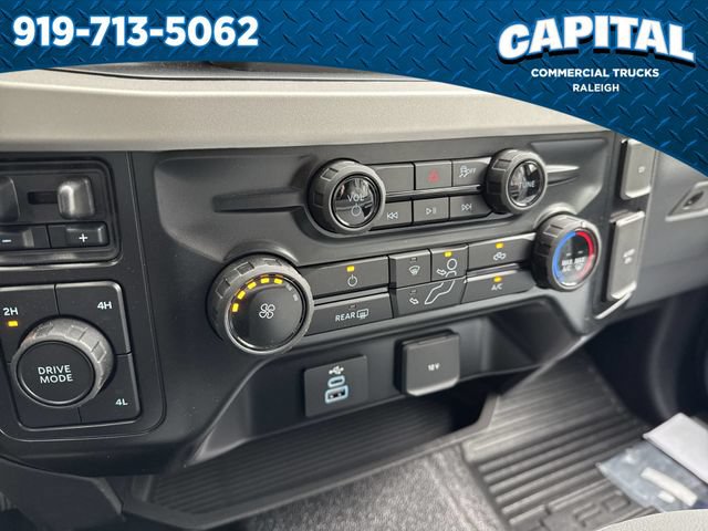 New 2026 Ford F450 XL w/ XL Chrome Package AWD/4WD image 30
