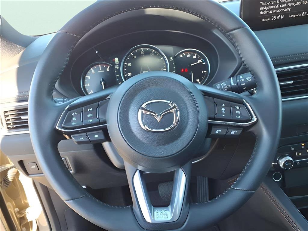 Used 2025 MAZDA CX-5 Carbon Edition image 14