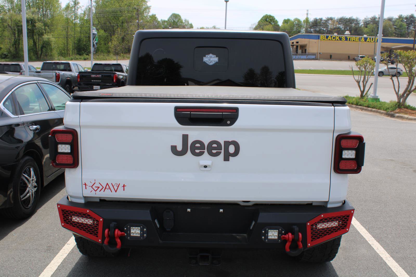 Used 2020 Jeep Gladiator Rubicon AWD/4WD image 5