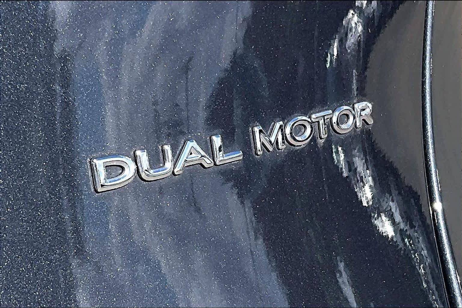 Used 2023 Tesla Model Y Long Range AWD/4WD image 8