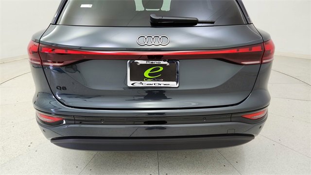 Used 2025 Audi Q6 e-tron Premium w/ Convenience Package image 11