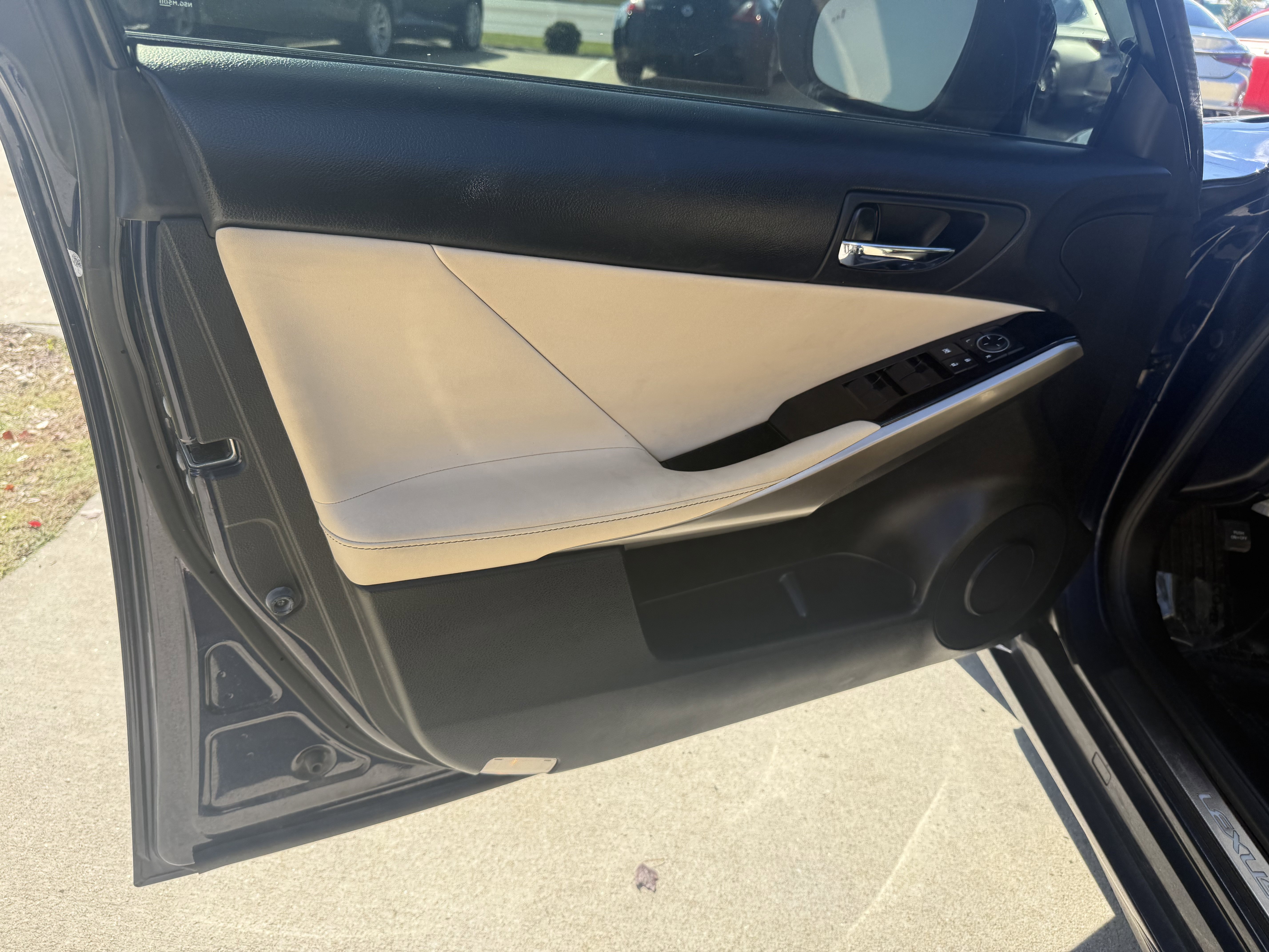 Used 2015 Lexus IS 250 image 18