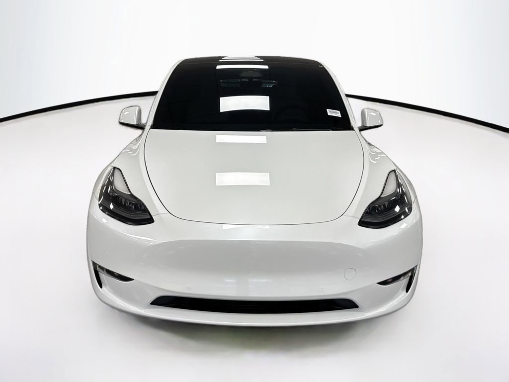 Used 2023 Tesla Model Y Performance image 2