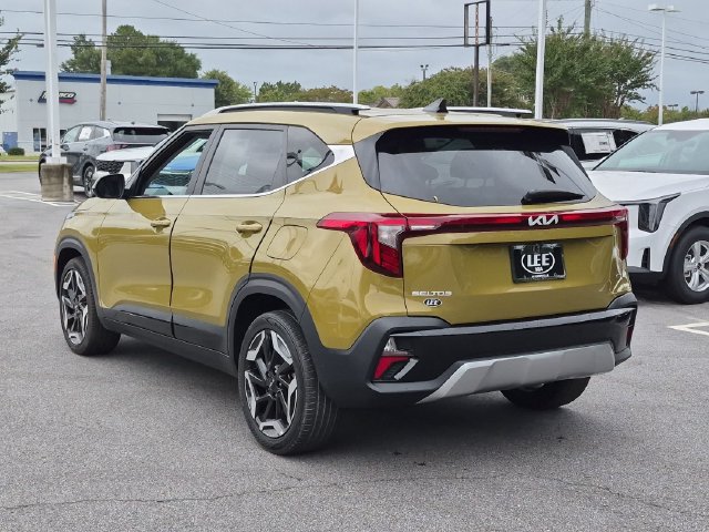 Used 2024 Kia Seltos SX w/ SX Sunroof Package AWD/4WD image 5
