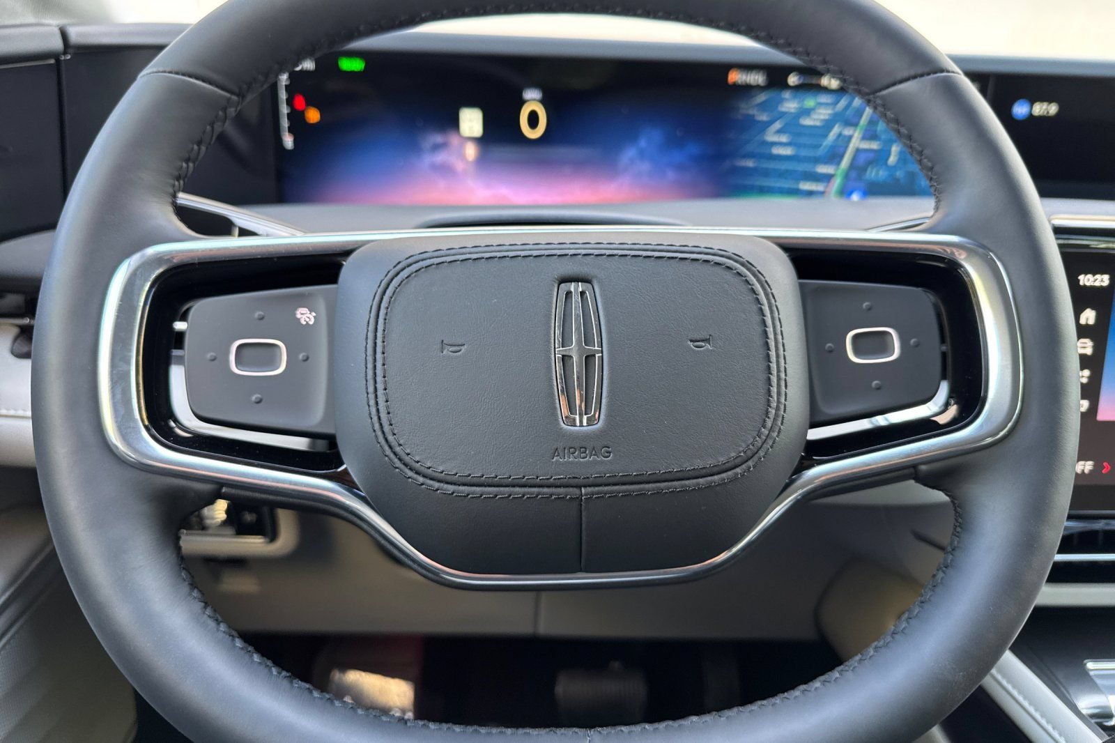New 2026 Lincoln Nautilus Premier w/ Jet Appearance Package AWD/4WD image 20
