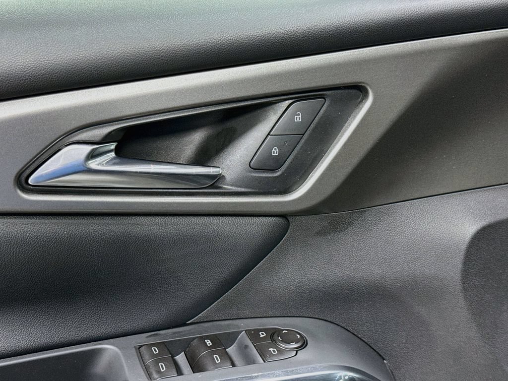 Used 2026 Chevrolet Traverse LT w/ LPO, Floor Liner Package FWD image 19