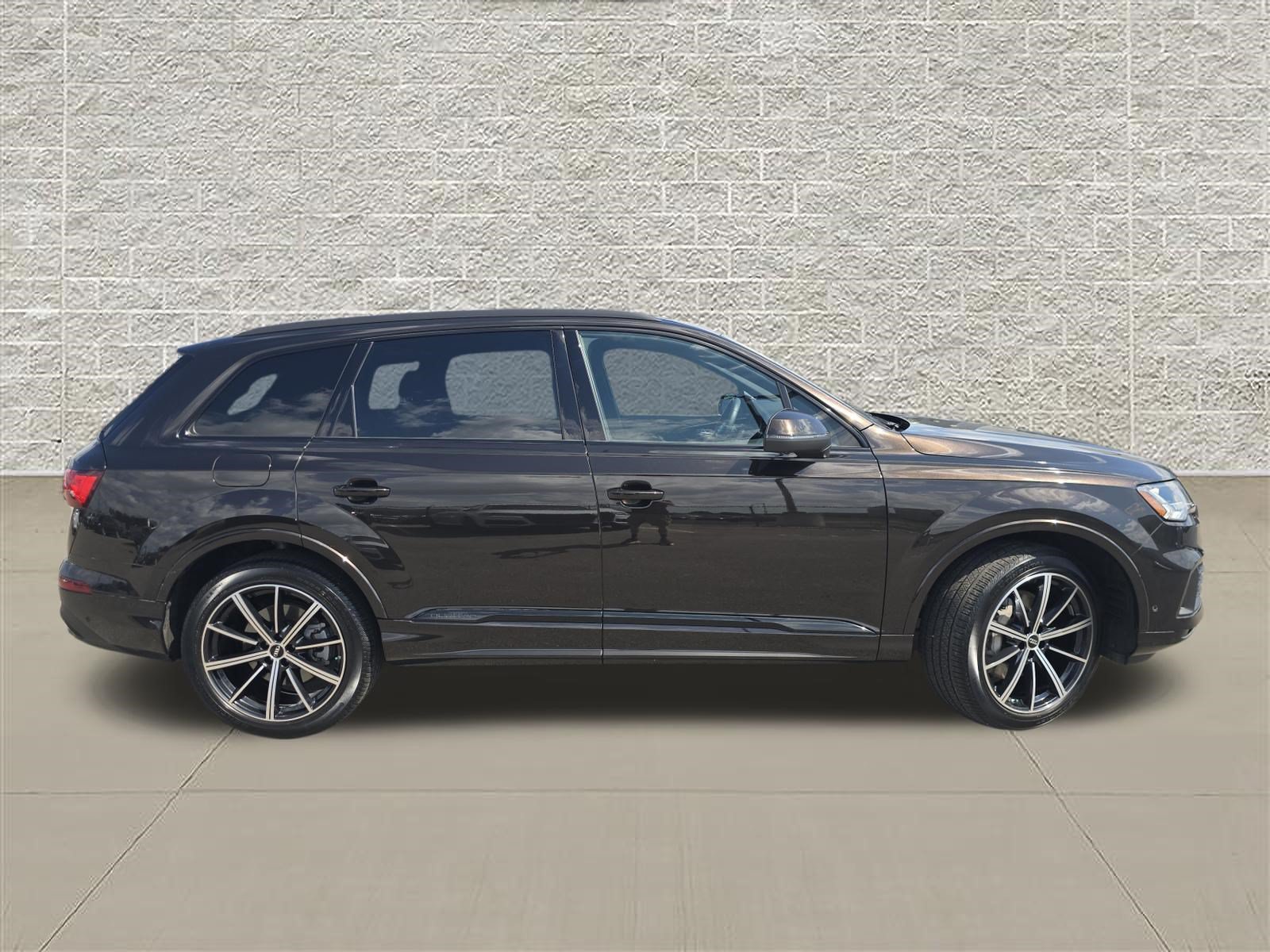Certified 2023 Audi Q7 3.0T Premium Plus w/ Premium Plus Package AWD/4WD image 8