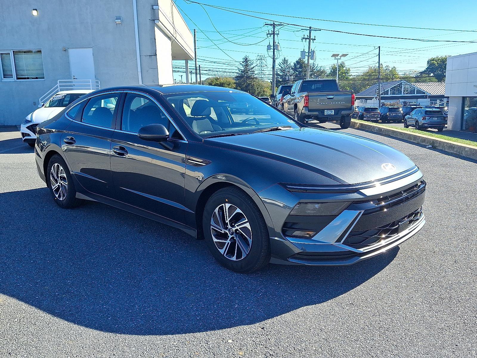 New 2026 Hyundai Sonata Blue image 2