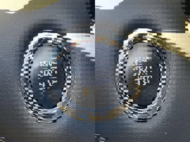 Used 2023 Toyota Highlander L image 22