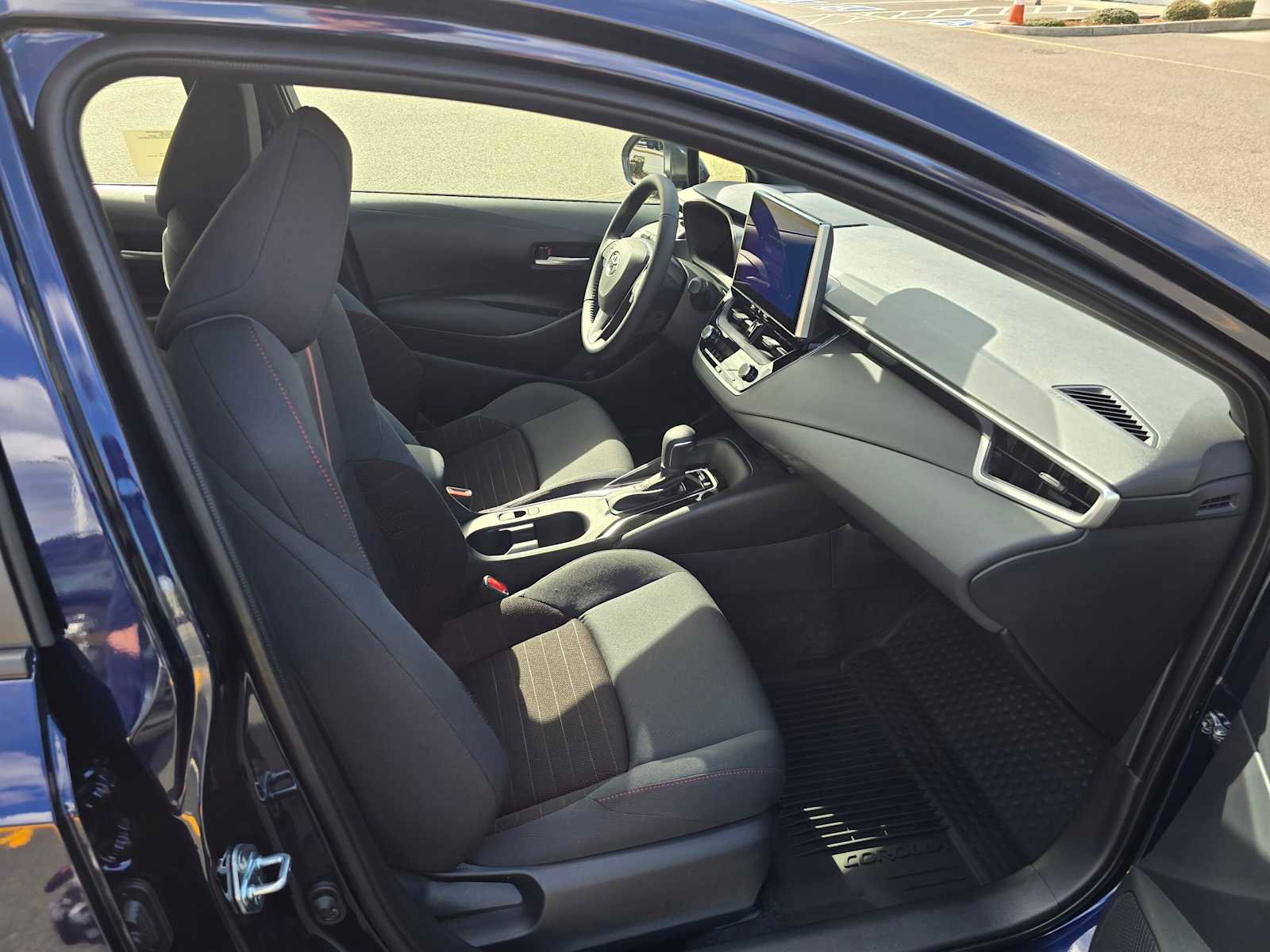 Certified 2026 Toyota Corolla SE w/ SE Package image 11