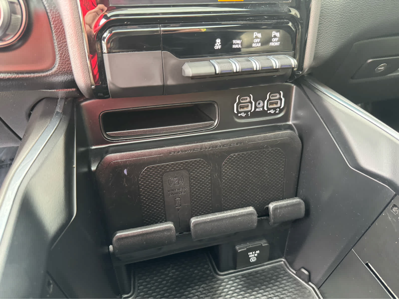 Used 2022 RAM 1500 Laramie AWD/4WD image 31