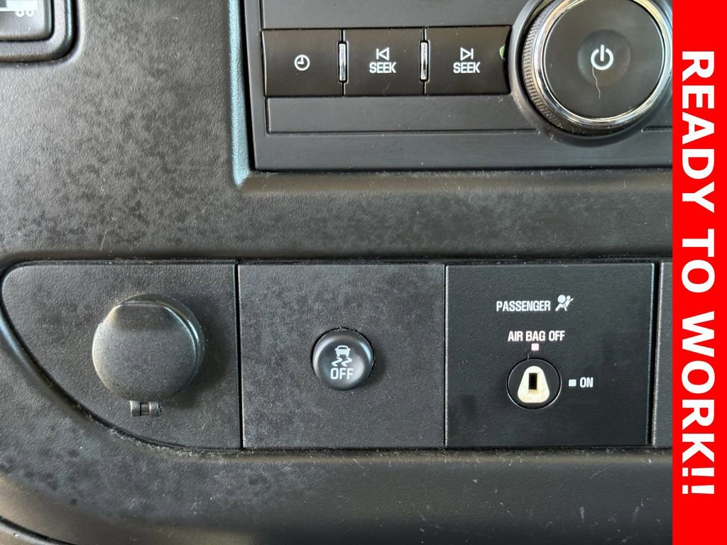 Used 2015 Chevrolet Express 2500 image 15